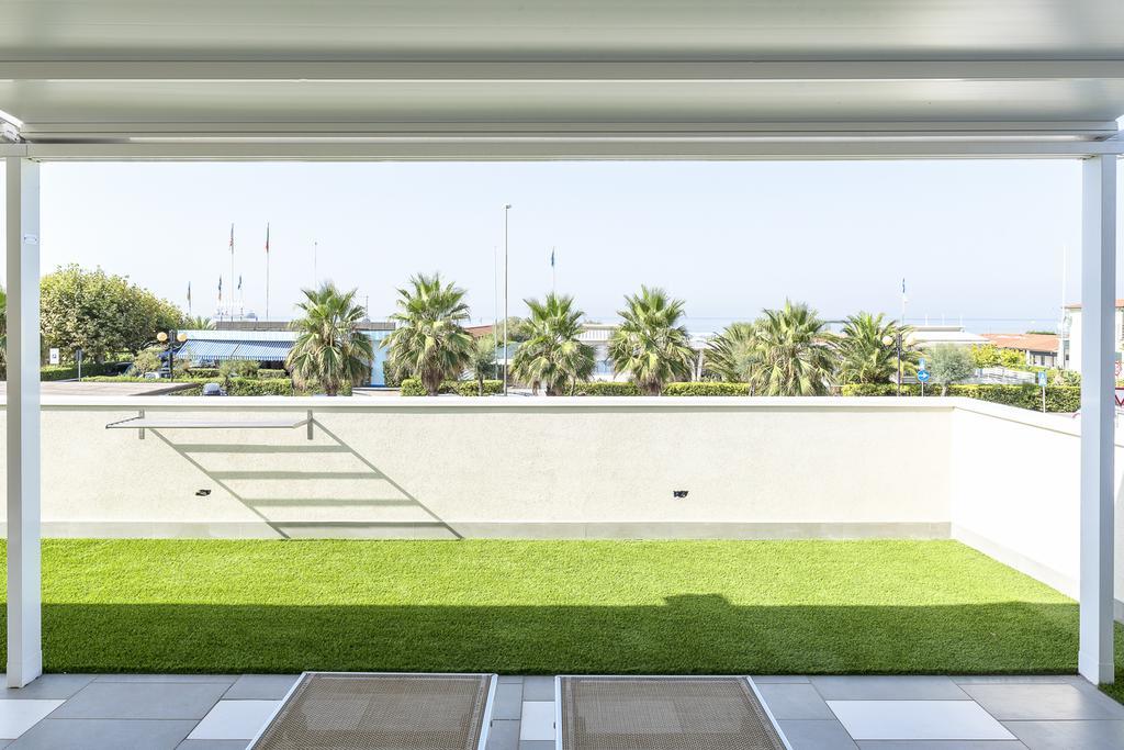 Hotel Tenda Rossa Marina Di Carrara Luaran gambar